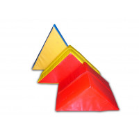 Треугольник 20х20х10см (поролон, винилискожа) ФСИ 2695